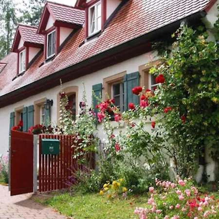 Authentisches Fraenkisches Ferienhaus Mit Garten *